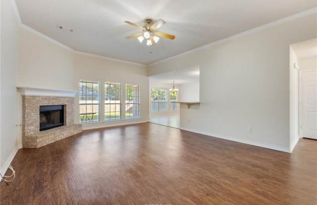 1315 Markham Court Gallery 3