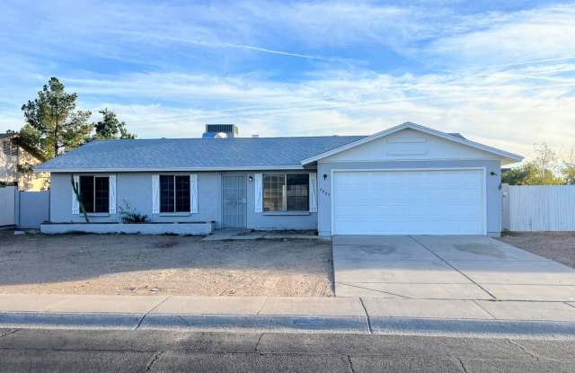 AVAILABLE NOW - NO HOA COMMUNITY!!! photos photos