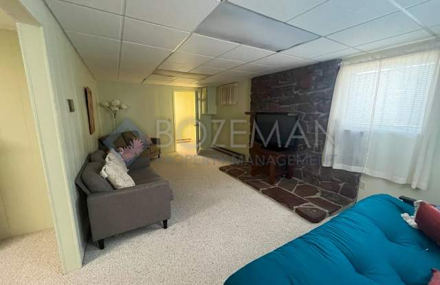 1109 North Cedarview Drive Gallery 2
