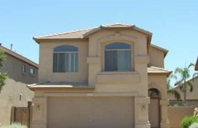 2 STORY HOME IN CRYSTAL GARDENS! - 2109 North 109th Avenue, Avondale, AZ 85392