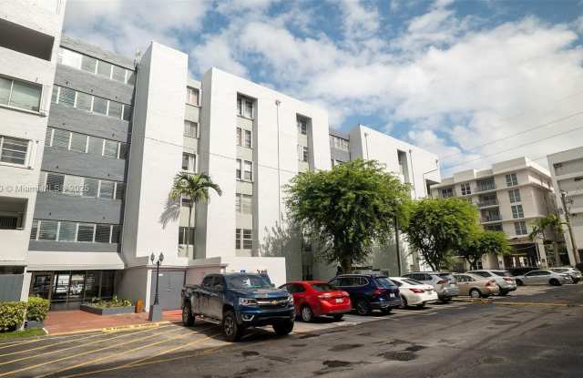 750 NW 43rd Ave photos photos