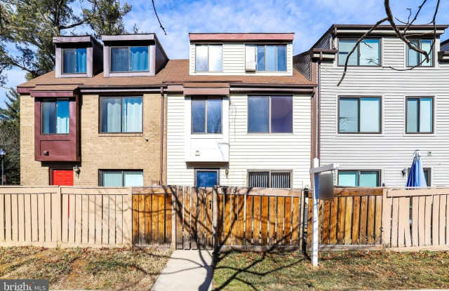 9930 BROOKRIDGE CT photos photos