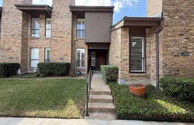 2204 W Park Boulevard - 2204 West Park Boulevard, Plano, TX 75075