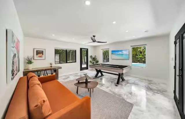 4244 Brunswick Ave Gallery 4