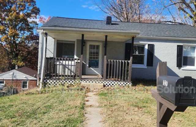 326 Westwood Blvd - 326 Westwood Boulevard, Staunton, VA 24401 326 Westwood Blvd - 326 Westwood Boulevard, Staunton, VA 24401