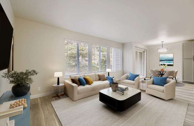 Beautifully Renovated 1 & 2 Bedroom Apartments in Lynnwood! Gallery 4