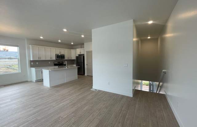 Innovation Park at Francis Commons 404 (80%AMI) Gallery 4