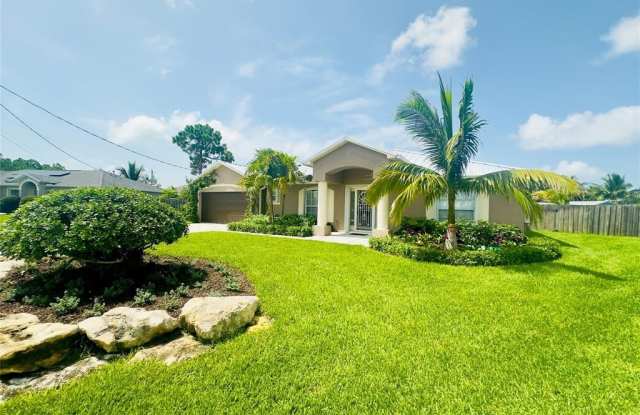 5645 NW Lorna Court Gallery 4