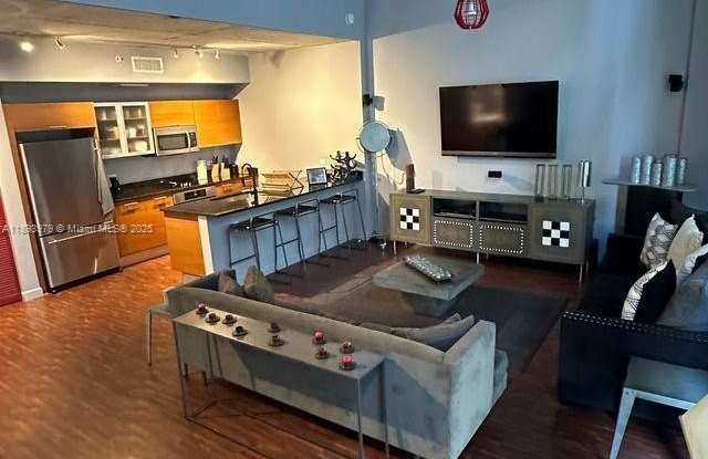 3449 NE 1st Ave photos photos