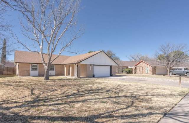 1227 Roanoke - 1227 Roanoke Drive, Odessa, TX 79761 1227 Roanoke - 1227 Roanoke Drive, Odessa, TX 79761