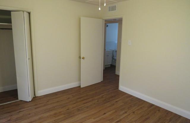 419 Anton Dr Gallery 4