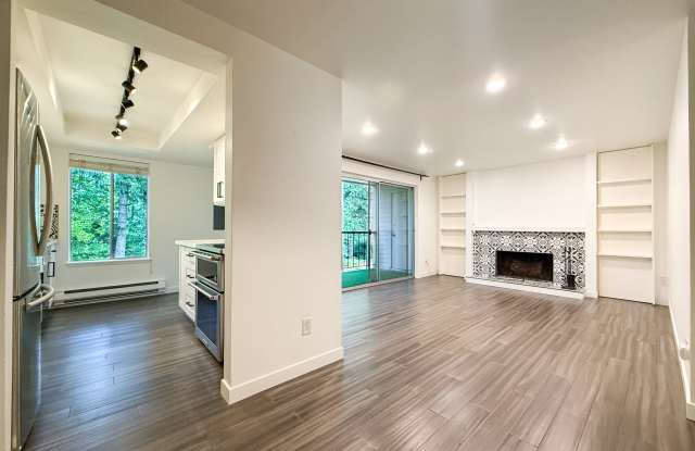 4717 West Lake Sammamish Parkway Southeast#C202 photos photos