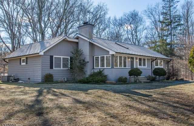 29 LEGION RD - 29 Legion Road, Morris County, NJ 07438
