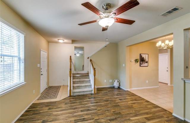 4008 Kyndra Circle Gallery 4
