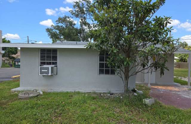 Ruskin rental photos photos