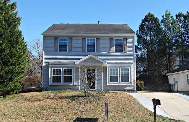 Lovely family home! - 2232 Springhill Avenue, Raleigh, NC 27603