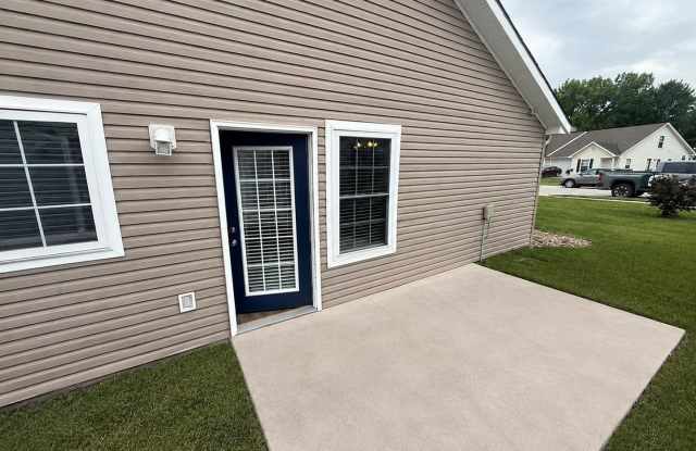 Charming 3-Bedroom Home with LVP Floors, New Carpet & Private Loft – Available Now! Gallery 3