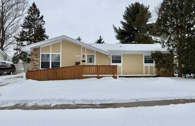 1834 South Crosby Avenue photos photos