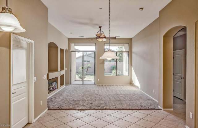 13505 W CATALINA Drive Gallery 3