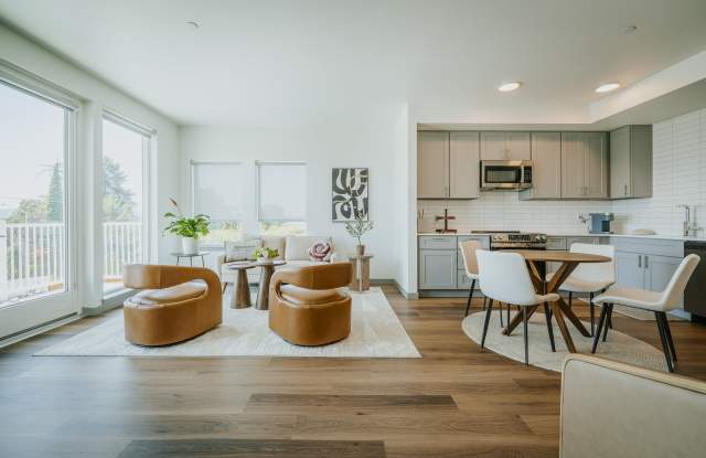 Grand Vista photos photos