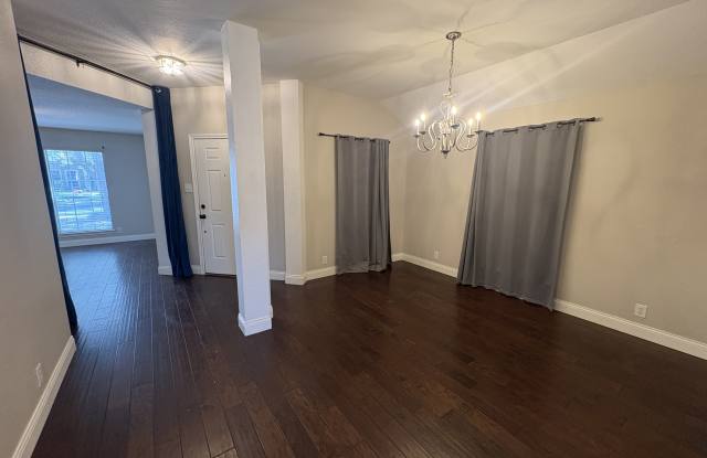148 Invierno Street Gallery 4