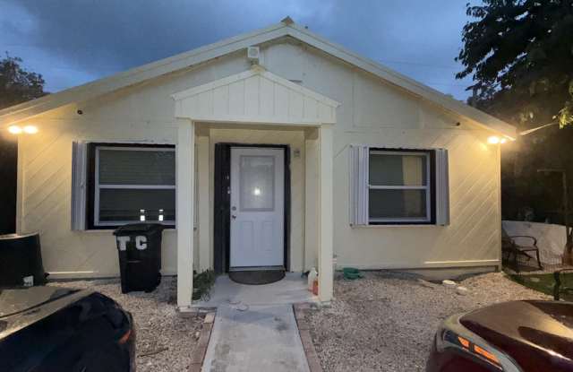 91790 Overseas Hwy - 91790 Overseas Highway, Tavernier, FL 33070 91790 Overseas Hwy - 91790 Overseas Highway, Tavernier, FL 33070