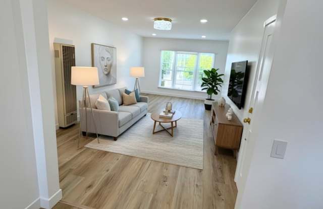 1802 Ocean Park Blvd., Santa Monica, CA 90405 Gallery 3