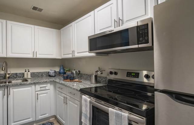 Nora 3200 Apartments photos photos