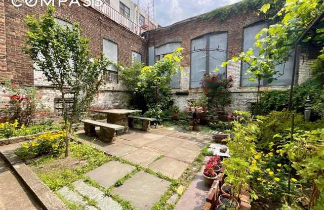 318 11th Street photos photos