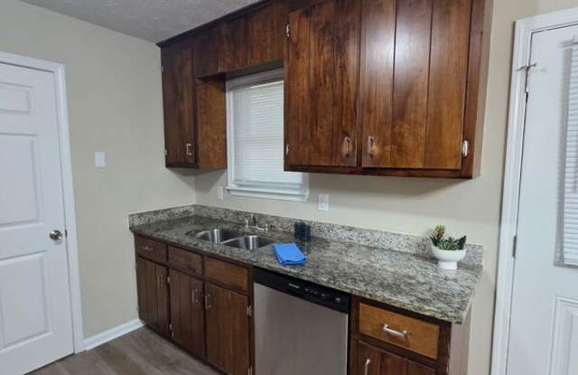 220 Big Oak Cir Gallery 4