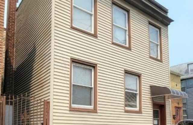 122 Cross St photos photos