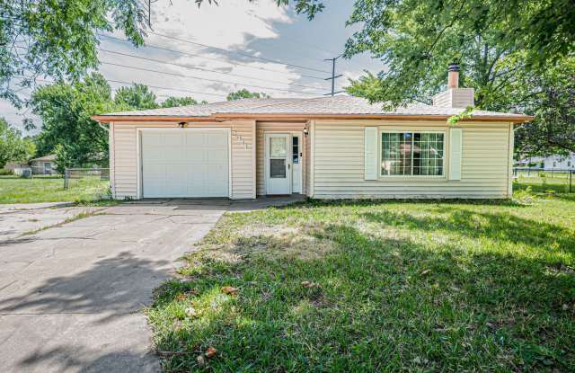 Brand new inside! 1/2 Off the first FULL months rent! photos photos
