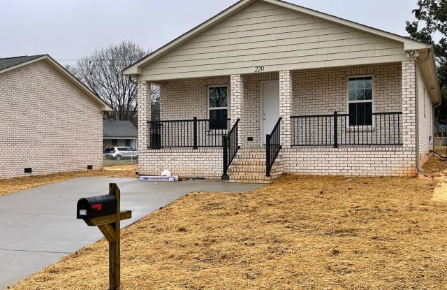 220 Baxter Street - 220 Baxter Street, Kernersville, NC 27284