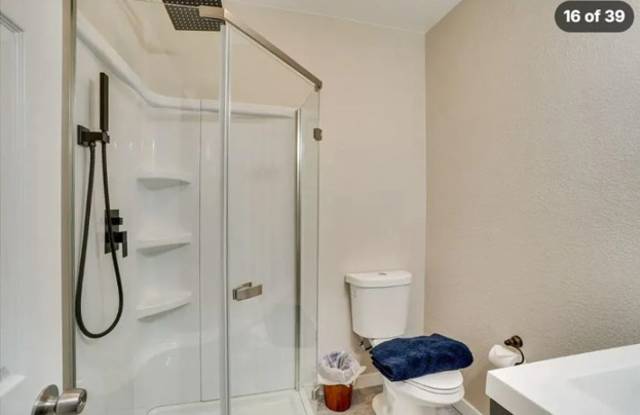 4685 Ingalls Street Gallery 4