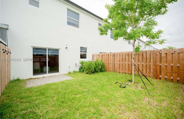27765 SW 155th Ct Gallery 2