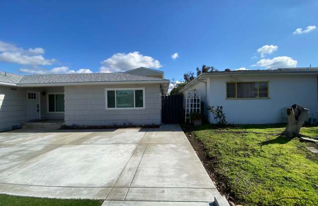 Recently Built!! 4BD/2BA, Great Views!! Gallery 2