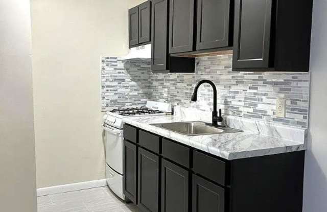 390 Stuyvesant Avenue photos photos