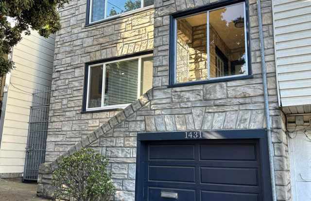 UPDATED Split Level 3BR/2BA 1650sf Sunset Home AVAILABLE NOW photos photos