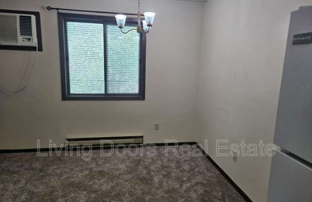 210 N Phillips Ave photos photos