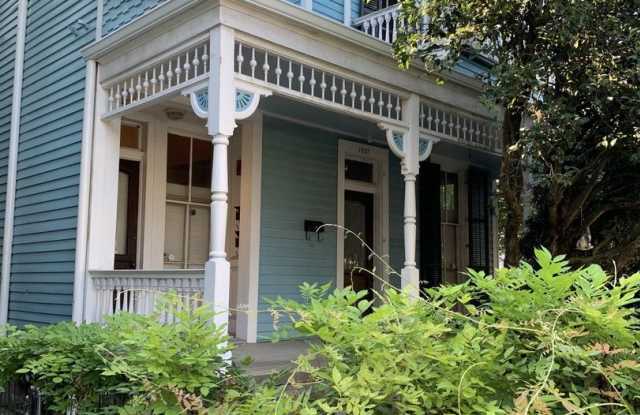 Really nice 1 bedroom apartment in Garden District - 1027 Second Street, New Orleans, LA 70130
