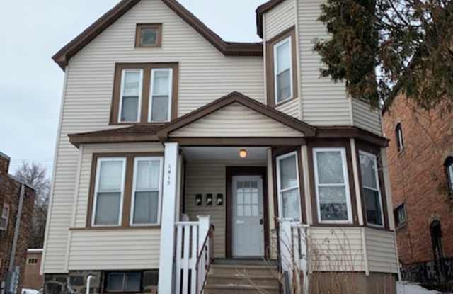 Duluth MN - 5 bed - 2 bath - single family home Gallery 1