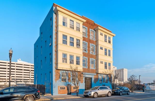 143 S South Carolina Ave photos photos