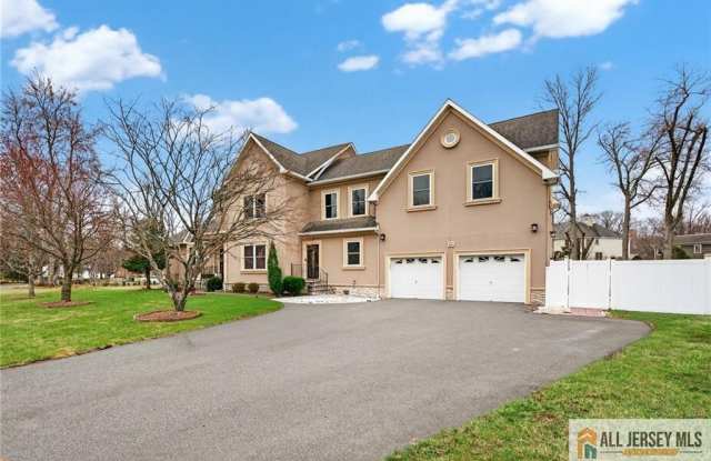 19 Utica Road photos photos