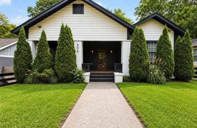 906 Westmont Road SW Gallery 2