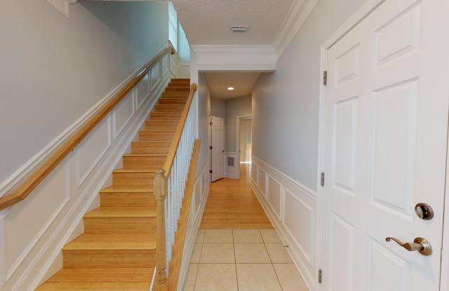 4482 CONGRESSIONAL DR Gallery 4