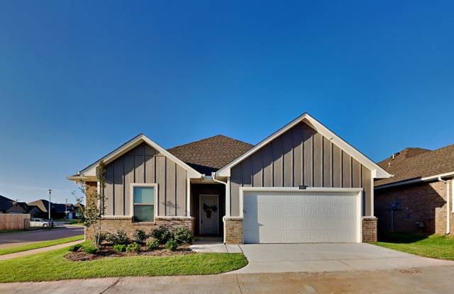 Luxury 3 Bedroom 2 Bathroom Cottage in Warr Acres 55+ Community (Gates Coming soon) - 6821 Labelle Drive, Warr Acres, OK 73132