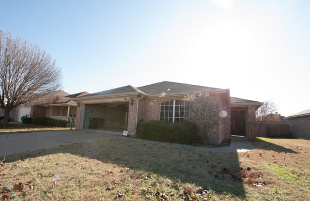 9617 Olivia Drive - 9617 Olivia Drive, Fort Worth, TX 76108
