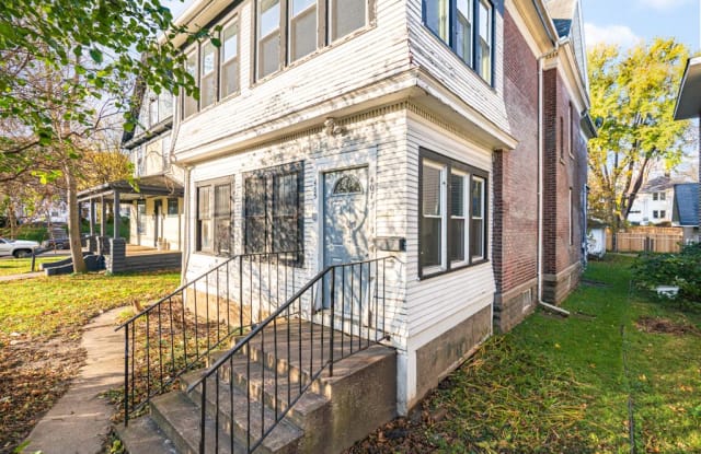 407 Queen Avenue N - 407 Queen Avenue North, Minneapolis, MN 55405