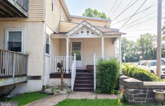 101 BRADFORD AVENUE photos photos