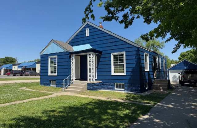 Italian Estates Property Management - 720 West 6th Street, Junction City, KS 66441